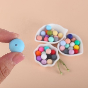 Am Azon vente chaude perles de silicone de qualité alimentaire anneau de dentition bébé perles de dentition 15mm rond bricolage sucette chaîne Bracelet jouet accessoires - Product Image 2