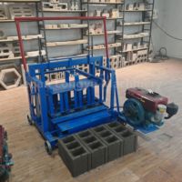 Machine portable compacte manuelle à moteur diesel pour la fabrication de briques en béton avec roulement, production de blocs multifonctionnelle