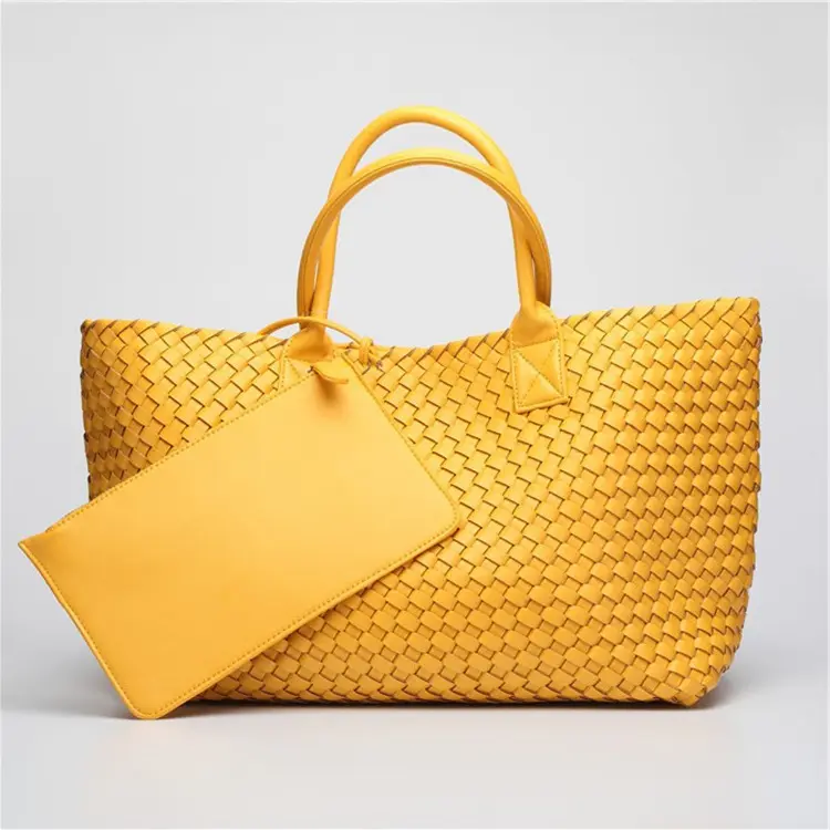 लक्जरी डिजाइन नई यूरोपीय और अमेरिकी फैशन एक-कंधे महिलाओं के बैग बड़े-क्षमता हैंडबैग बड़े बुना ढोना बैग