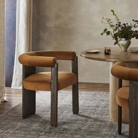 Chaise de salle à manger moderne de luxe en velours beige, fauteuil en bois foncé avec dossier à coussin pour projets hôteliers et villas, fabricant OEM/ODM