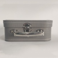 Individuell Bedruckte Mini-Karton Kinder-Babydecke Kofferförmige Kerzen-Geschenkbox mit Griff aus Recycling-Materialien