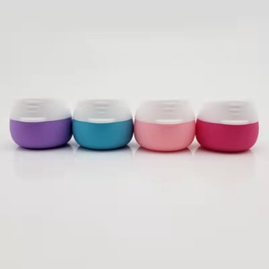 女式环保食品级硅胶旅行罐带盖 60 毫升防漏化妆品面霜容器 - Product Image 5