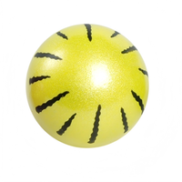 Balle rebondissante creuse en caoutchouc colorée personnalisée de 6,3 cm pour le sport et le soulagement du stress