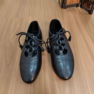 Chaussures plates Mary Jane en cuir véritable à bout pointu, à lacets, respirantes, pour femmes, blanches et noires, avec design à bride en T - Product Image 3