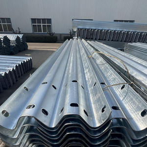 Barrera de choque de acero <span class=keywords><strong>HDG</strong></span> para seguridad vial, barandilla de carretera de metal W Beam Thrie Wave Bridge Guardrail - Product Image 6