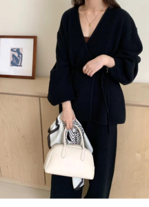 Completo su Misura <span class=keywords><strong>in</strong></span> Lana e Cashmere per <span class=keywords><strong>Donna</strong></span>: Cardigan e Pantaloni a Gamba Lunga - Product Image 2
