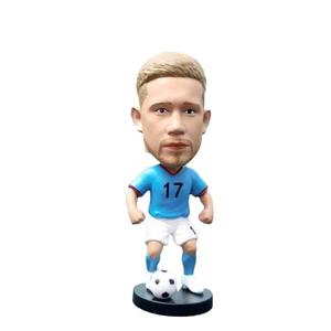 サッカー選手ボブルヘッドカスタムパーソナライズされたカスタマイズ安いボブルヘッド像 - Product Image 1