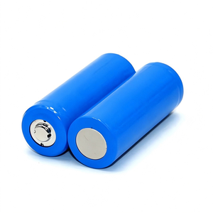 Batería recargable de iones de litio de 3.7V 18650, batería cilíndrica de litio con parte superior plana y tipo botón para linterna y ventilador portátil. - Product Image 2