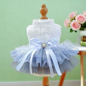 Vestido de princesa para perros y gatos, falda de tul bordada, conjunto lindo para cachorros pequeños, vestido de poliéster para las cuatro estaciones - Product Image 1