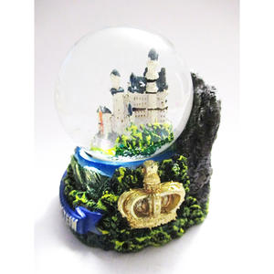 Ustom-imán de resina para nevera, regalo turístico de 45mm 65mm, globo de nieve - Product Image 2