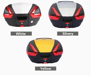 Bauletto Moto con Luce Posteriore a LED Integrata, Baule Posteriore Rigido Impermeabile per Moto - Product Image 2