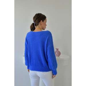 Pull tricoté décontracté bleu pour femme, manches longues, anti-boulochage, à motifs - Product Image 1