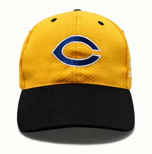 Gorra de Béisbol Transpirable de Malla con Logotipo Bordado con la Letra C, Dos Tonos Rojo y Negro, 6 Paneles, Estructurada, Ajustable, Unisex, Deportiva - Product Image 5