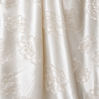 Tissu de literie teint respirant en polyester jacquard 100 %, doux au toucher, anti-décoloration, 120 GSM, pour textile de maison, lot de quatre pièces, directement de l'usine