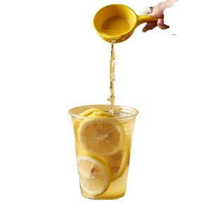 Vasos Desechables Personalizados Cleqr con Impresión UV, Aptos para Alimentos, con Tapas de Domo, 16 oz, 500 ml, Vasos de Plástico PET de Pared Simple para Bebidas Frías - Product Image 4