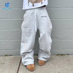 <span class=keywords><strong>Pantaloni</strong></span> da Jogging <span class=keywords><strong>a</strong></span> <span class=keywords><strong>Righe</strong></span> con Logo Ricamato Personalizzato, Casual, <span class=keywords><strong>a</strong></span> Gamba Larga e Oversize in Cotone - Product Image 1