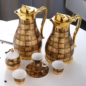 Vintage Muster dekorative Glas Nachfüllung Keramik Thermo Flasche setzt Porzellan Gold Arabisch Arabisch Luxus Tee Set als Geschenk