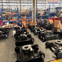 Excavator Mini Crawler 2,5 Ton untuk Kebun, Mesin Yanmar 14,2kW, Kapasitas Bucket 0,025m³, Tersedia Hydraulic Breaker