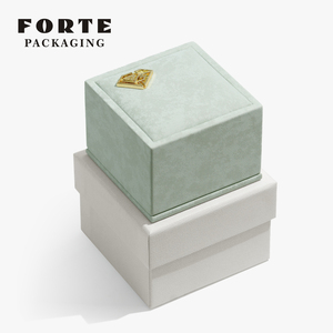 Caja de Joyería de Cuero PU con Logotipo Personalizado Forté para Guardar Collares, Anillos y Colgantes, Empaque Premium - Product Image 6