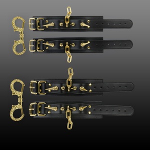 Grilletes de sujeción para manos y tobillos con púas, juego de bondage, diversión atada, set de entrenamiento SM, juguetes sexuales para parejas fetichistas, venta al por mayor - Product Image 6