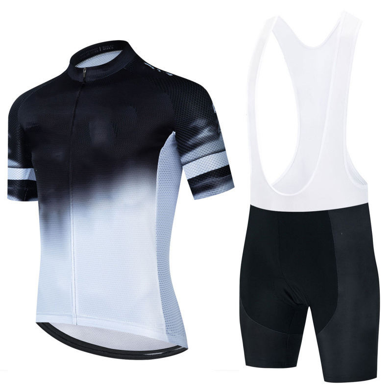 Bavoir blanc + blanc