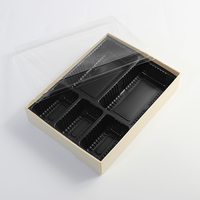 Boîte cadeau de mariage personnalisée en bois, boîte cadeau de Ramadan pour bonbons, chocolats, dattes, avec un plateau intérieur en plastique noir
