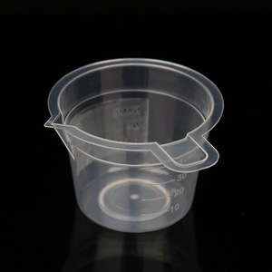 Plastic Measuring <b>Cup</b> With Graduations Thickened PP Material Straight Cylinder <b>Large</b> Capacity Leak Proof Design - Product Image 4