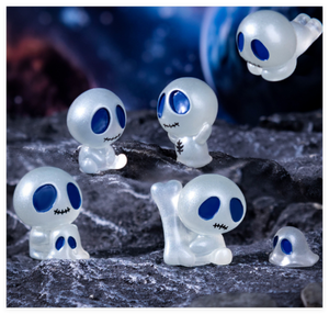 Mini figuritas de resina luminosa extraterrestre <span class=keywords><strong>alien</strong></span>ígena 3D figuras de juguete pequeñas promocionales objetos en miniatura para niños para bolsa ciega - Product Image 1