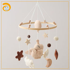 Diseño de moda Bebé Móvil Niña Guardería Móviles Mariposa Luna Nubes Animal Móvil Para Bebé - Product Image 4