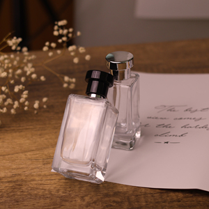 Haut de gamme <span class=keywords><strong>30ml</strong></span> Pulvérisateur Pompe Bouteille De Parfum Personnalisable Vide Carré 50ml 100ml Parfums Bouteilles Pulvérisation Plat pour Sérigraphie - Product Image 3