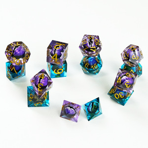 Jeu de dés Dragon Eye RPG Sharp Edge Liquid Core Resin Handmade Cat Eye DND Dice Set with Gift Box 7 PCS for Role Playing - Product Image 2
