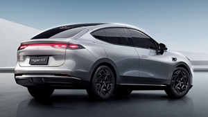 Nouveau modèle GAC HYPTEC HT, conduite à droite, véhicule électrique, propulsion arrière, autonomie de la batterie 600 km, recharge rapide, voiture de sport - Product Image 3