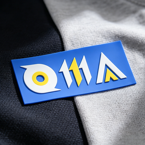 Etiqueta de Silicona Personalizada <span class=keywords><strong>para</strong></span> Ropa Logo Termoadhesivo <span class=keywords><strong>para</strong></span> <span class=keywords><strong>Camisetas</strong></span> y Prendas Logo de Caucho de Silicona <span class=keywords><strong>Etiquetas</strong></span> de Silicona 3D <span class=keywords><strong>para</strong></span> Ropa - Product Image 2