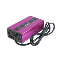 Chargeur de batterie lithium-ion 240W Mcu pour vélo électrique/moto 24v 36v 48v 60v 72v pour scooter industriel 24v 36v 48v 60v 72v