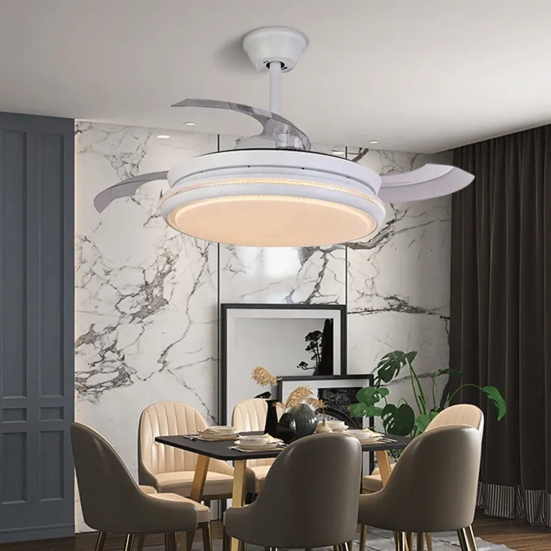 พัดลมเพดาน LED แบบโมเดิร์นพร้อมโคมไฟสำหรับตกแต่งห้องนอนห้องนั่งเล่นใบมีด ABS ควบคุมระยะไกล