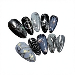 30 faux ongles verts à presser, forme amande moyenne, avec perles 3D, fleurs et papillons dorés, design printemps-été, en acrylique pour femmes - Product Image 2