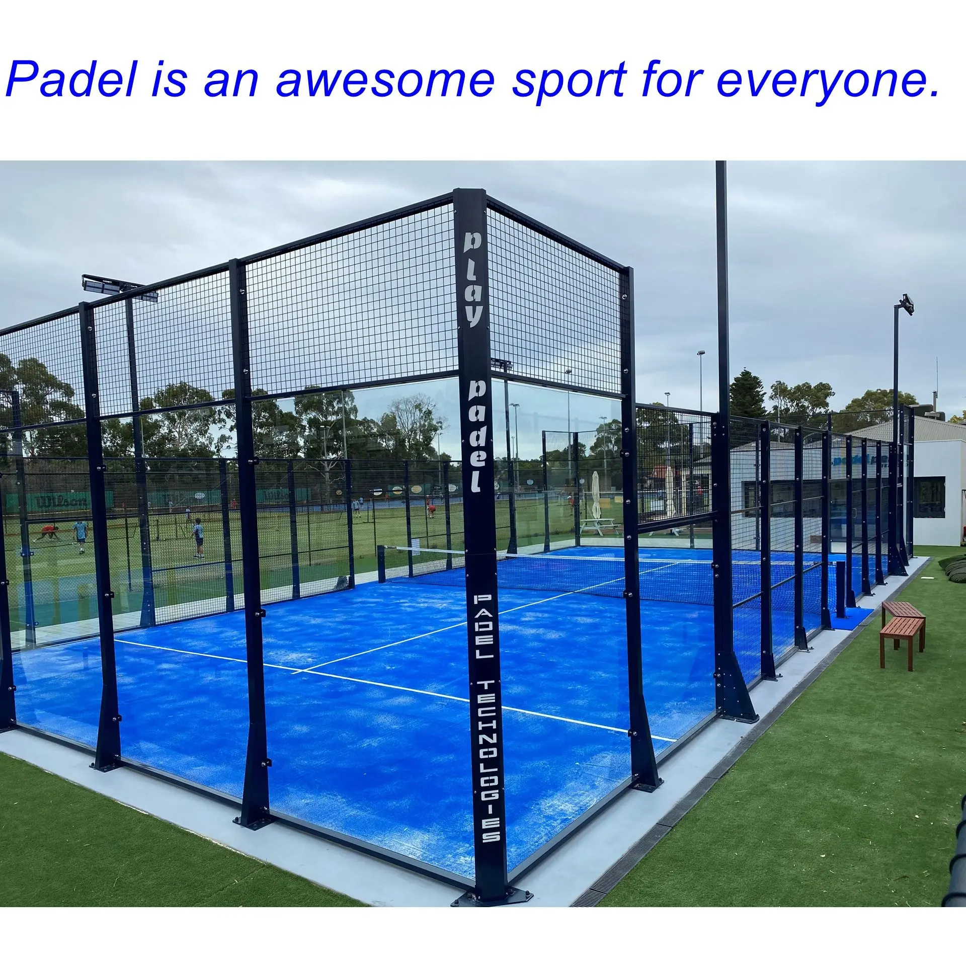20 mm künstlicher Bodenbelag Rasen-Tennisplatz Sportanwendung mit 2 m Rolle Breite aus PP und PE Materialien