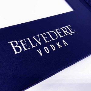 Menú Luminoso LED de Alta Calidad en Cuero PU Azul de 8.5 x 14 Pulgadas, Exhibidor de Menú LED para Restaurante y Hotel - Product Image 5