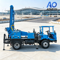 Foreuse de puits montée sur camion HOWO 4x2, profondeur 260m, double alimentation avec pieds de support pour l'approvisionnement en eau rural et l'approvisionnement des usines