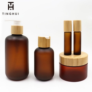 Bouteilles en plastique PET ambrées givrées de 100 ml, 200 ml, 300 ml, 400 ml, 500 ml avec couvercle en bambou, bouteilles de shampoing en bambou - Product Image 4