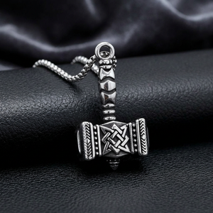 Colliers pendentifs personnalisés en acier inoxydable Yunnique, breloques Viking Mjolnir Marteau Nœud Celtique Mythologie Nordique Vintage pour Hommes - Product Image 1