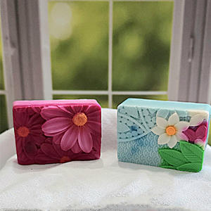 สบู่กุหลาบแฮ<span class=keywords><strong>น</strong></span>ด์เมดสุดประณีต พร้อมลวด<span class=keywords><strong>ลาย</strong></span>ดอกไม้จริง สบู่กลีเซอ<span class=keywords><strong>รี</strong></span><span class=keywords><strong>น</strong></span>ธรรมชาติ ช่วยเพิ่มความชุ่มชื้<span class=keywords><strong>น</strong></span> ผลิตด้วย<span class=keywords><strong>น</strong></span>้ำมั<span class=keywords><strong>น</strong></span>หอมระเหย - Product Image 5