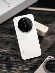 Teléfono Inteligente Mi 17 Ultra 5G con Buena Cámara, Pantalla de 6.9 Pulgadas, 200MP, 6800mAh, HyperOS3, Carga de 100W - Product Image 5