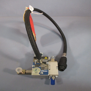 PLC PISTOLET À COLLE MODULE 200 WATTS 240 <span class=keywords><strong>VOLTS</strong></span> PARTIE #8511536 SER # SA18D41511 Produits d'automatisation Contrôleur PLC logique programmable - Product Image 1