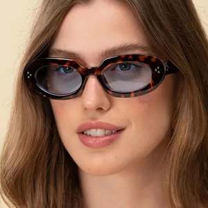 Gafas de Sol de Moda 2025 con Logotipo Personalizado, Diseño Ovalado de Ojo de Gato con Estampado de Leopardo, Protección UV400, Remaches Punk, para Mujer - Product Image 3