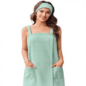 Robe de bain en tissu éponge vert menthe avec poches, bretelles spaghetti, serviette portable pour femmes, utilisation en SPA, lavable en machine - Product Image 1