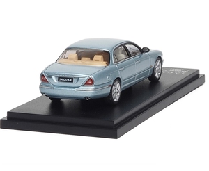 1:64 Racing aleación modelo colección regalo - Product Image 4