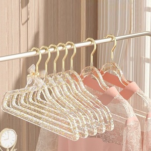 Cintres en plastique transparent antidérapants pour magasin de vêtements, cintres spéciaux en acrylique cristal - Product Image 1