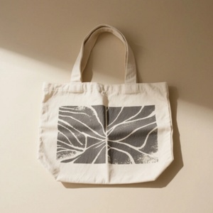 Sac fourre-tout en toile de coton pour femme avec logo personnalisé et couleurs sur mesure - Sac de shopping toutes saisons - Product Image 1