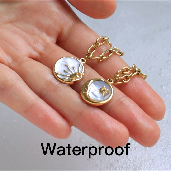 Collana con mezzaluna / Ciondolo con zanna a doppio corno / Oro e argento / Gioielli con pietre preziose boho / Regalo per lei - Italia